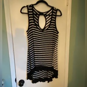 Striped B & W Tank Top Soft XL